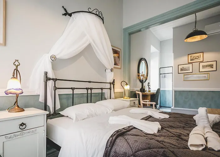 מלון Acronafplia 2*